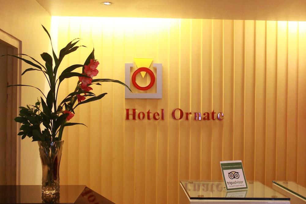 Hotel Ornate Дакка Екстер'єр фото