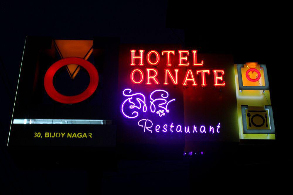 Hotel Ornate Дакка Екстер'єр фото